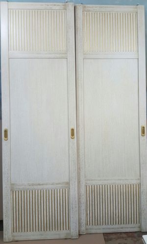 Двери для шкафа купе с фрезеровкой Грозный